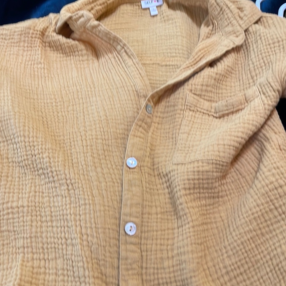 Yellow short sleeve
